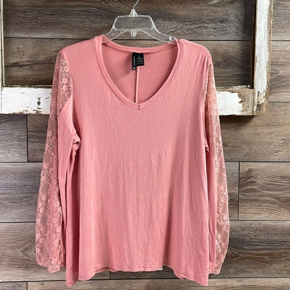 New Directions Ladies Pink Long Sleeves with Lace Top, Size Large, Dusty Pink